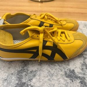 Onitsuka Tiger Mexico 66 Kill Bill Yellow and Black Athletic Shoes